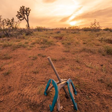 Coyote Tracks - A Modern Desert Experience Villa Joshua Tree Esterno foto