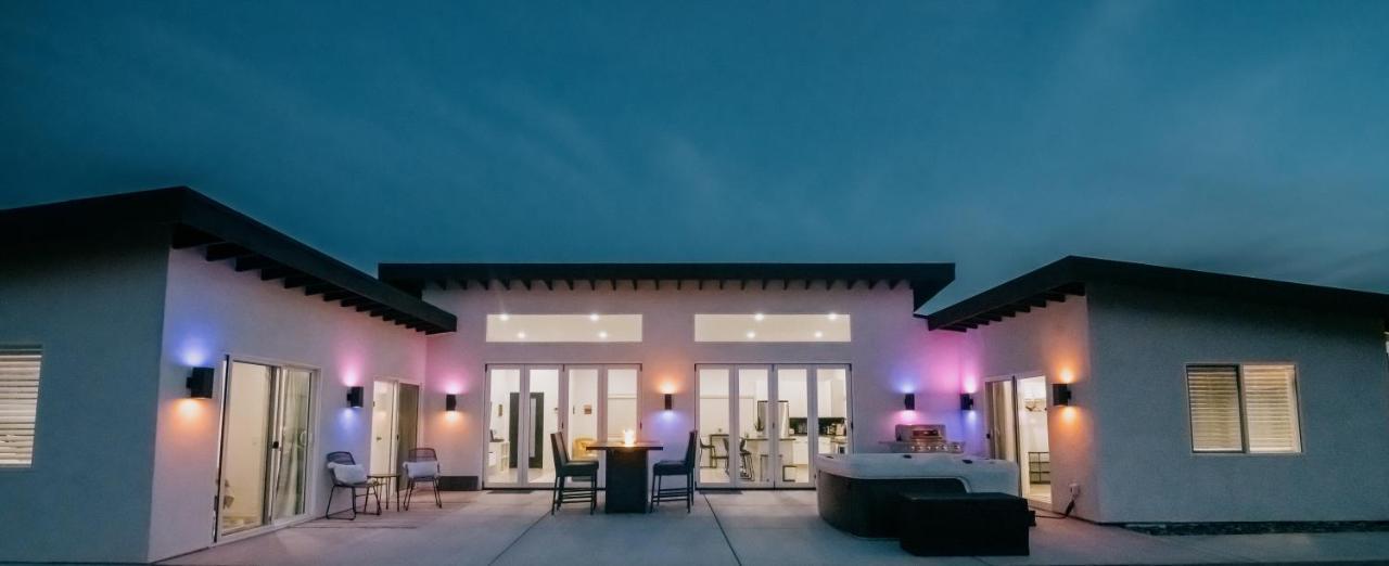 Coyote Tracks - A Modern Desert Experience Villa Joshua Tree Esterno foto