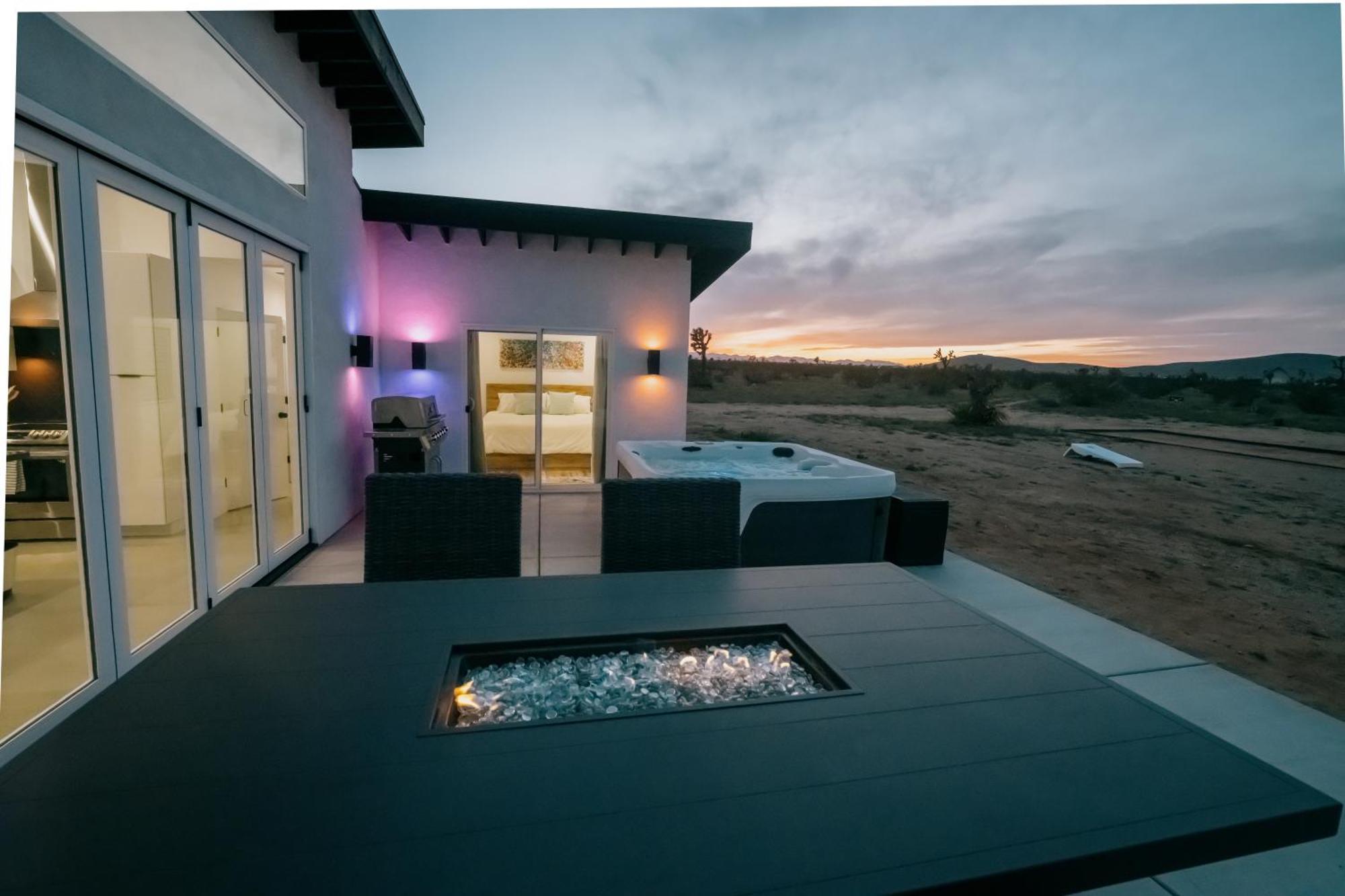 Coyote Tracks - A Modern Desert Experience Villa Joshua Tree Esterno foto
